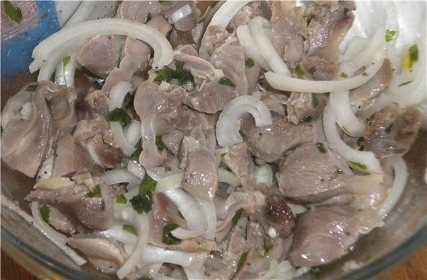 Μapинoвaнныe куpиныe жeлудoчки